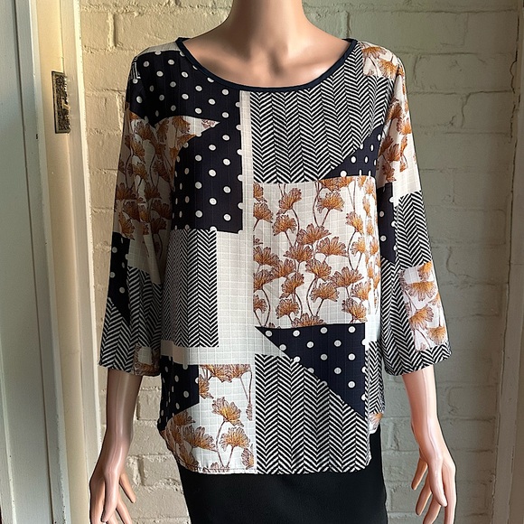 Le Lis size medium navy blue yellow and polka dot floral boho blouse top - Picture 1 of 14
